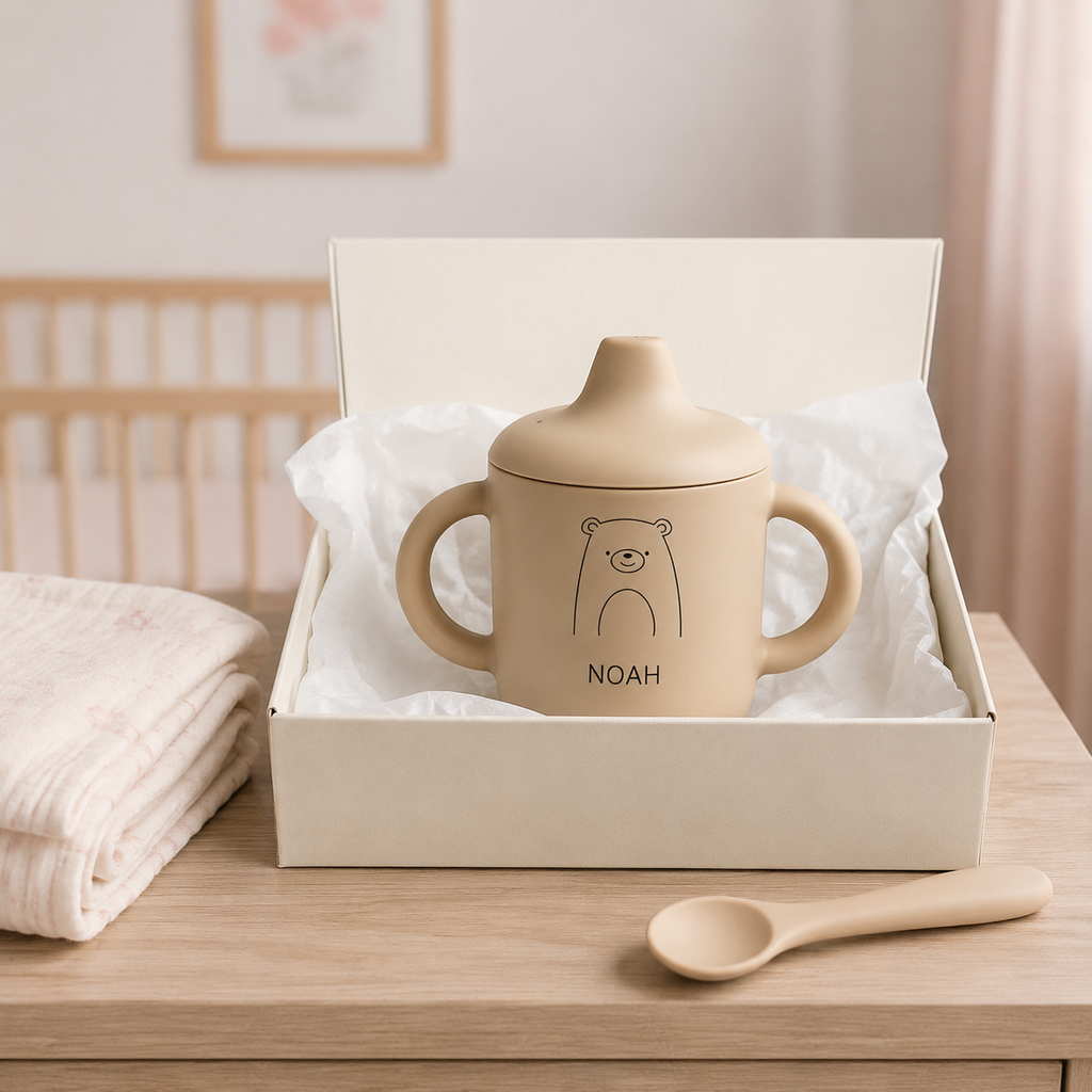 Tasse d’apprentissage bébé beige personnalisée motif ours en coffret