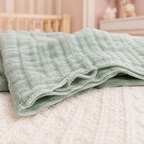 Détail de la gaze quatre épaisseurs d’un linge bébé