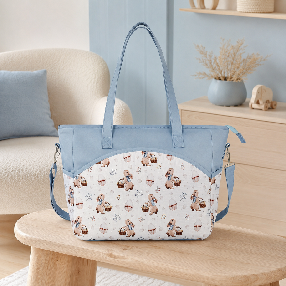 Sac à langer cabas motif Lapins de printemps en décor bébé bleu doux