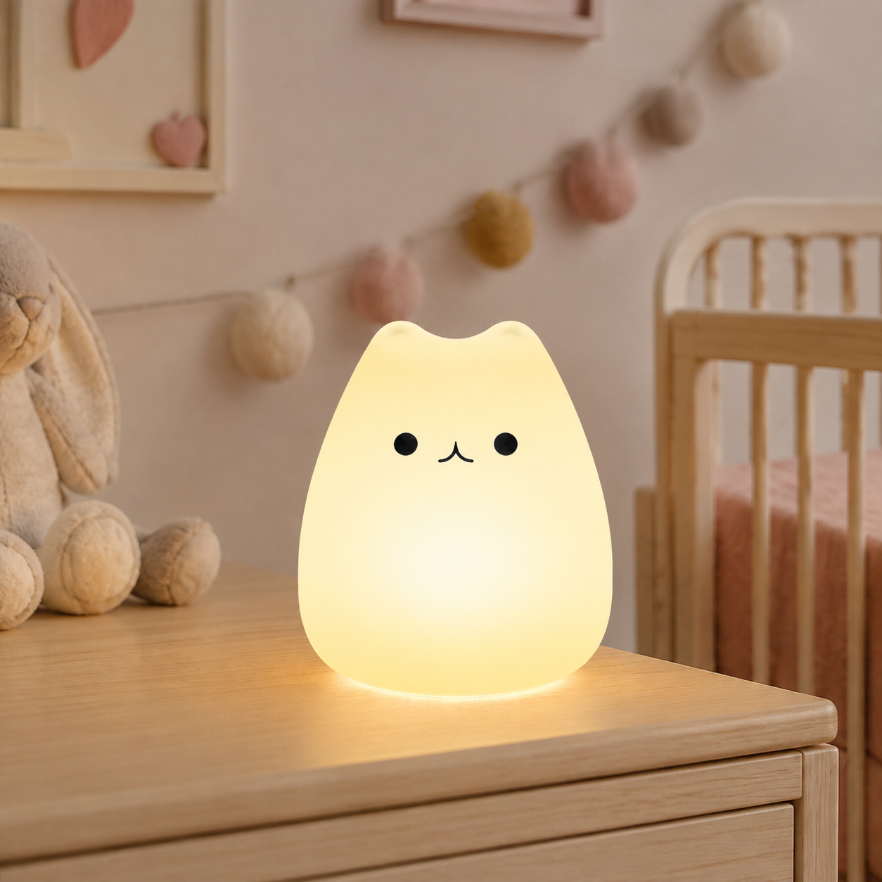 Veilleuse bébé chat en silicone diffusant une lumière douce