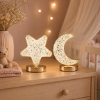 Veilleuses bébé Lune et Étoile dans une chambre de bébé